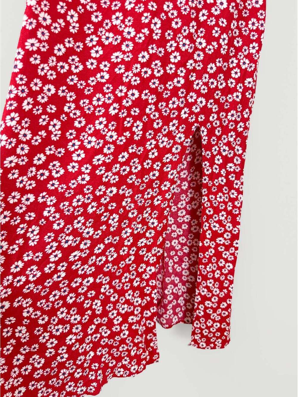 REFORMATION - SIZE 10 - Picture 3 of 5